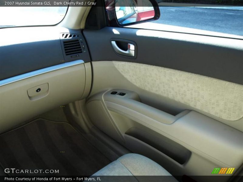Dark Cherry Red / Gray 2007 Hyundai Sonata GLS