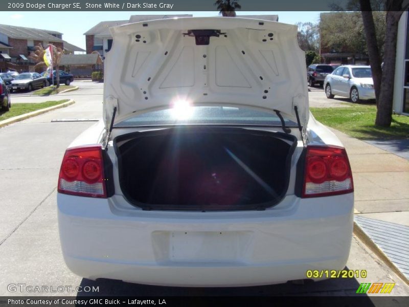 Stone White / Dark Slate Gray 2009 Dodge Charger SE