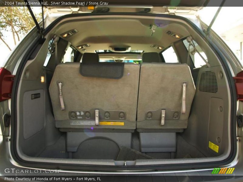 Silver Shadow Pearl / Stone Gray 2004 Toyota Sienna XLE