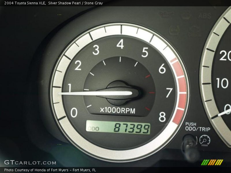 Silver Shadow Pearl / Stone Gray 2004 Toyota Sienna XLE