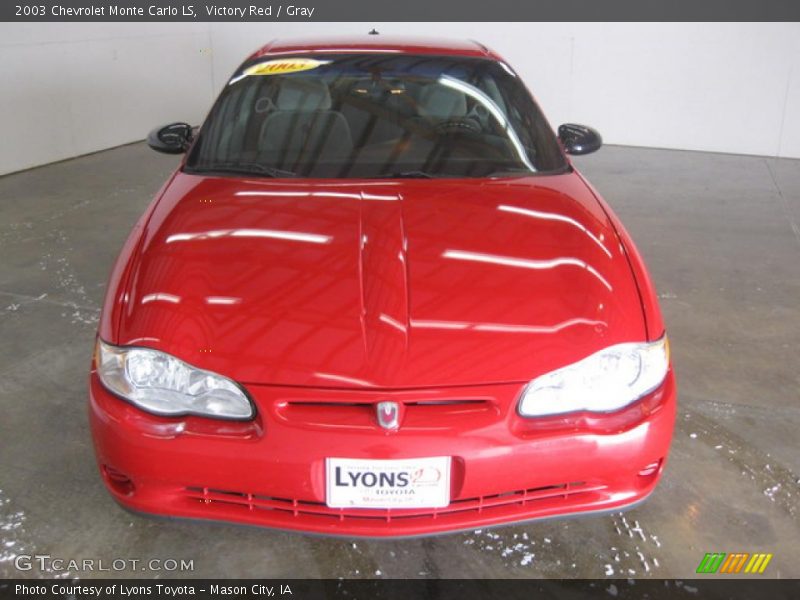 Victory Red / Gray 2003 Chevrolet Monte Carlo LS