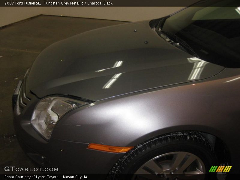 Tungsten Grey Metallic / Charcoal Black 2007 Ford Fusion SE