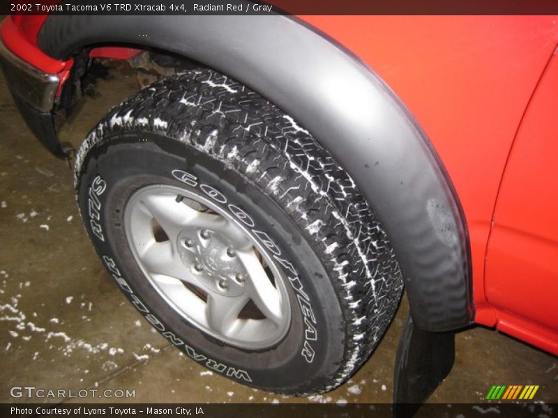 Radiant Red / Gray 2002 Toyota Tacoma V6 TRD Xtracab 4x4