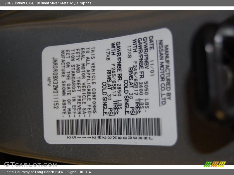 Brilliant Silver Metallic / Graphite 2002 Infiniti QX4