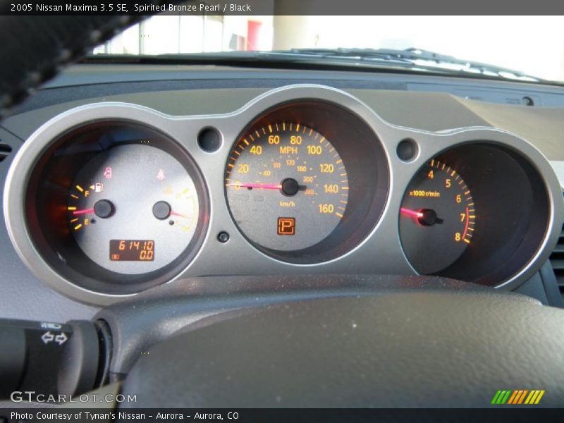 Spirited Bronze Pearl / Black 2005 Nissan Maxima 3.5 SE