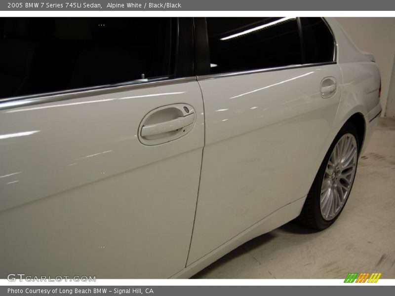 Alpine White / Black/Black 2005 BMW 7 Series 745Li Sedan