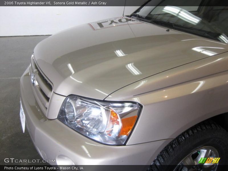 Sonora Gold Metallic / Ash Gray 2006 Toyota Highlander V6