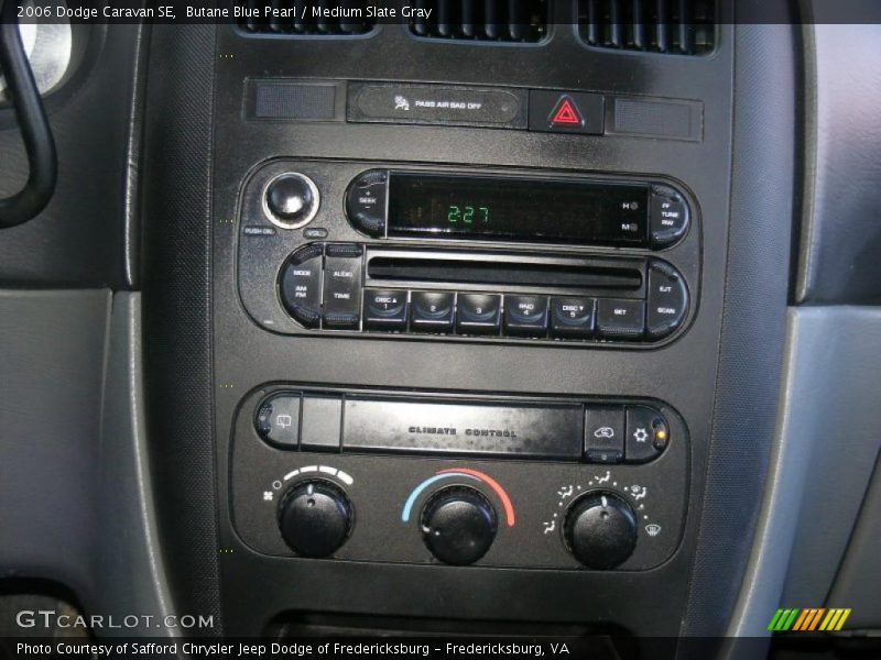 Butane Blue Pearl / Medium Slate Gray 2006 Dodge Caravan SE