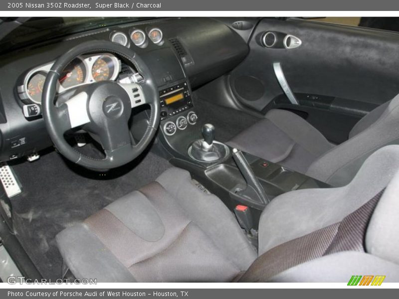 Super Black / Charcoal 2005 Nissan 350Z Roadster