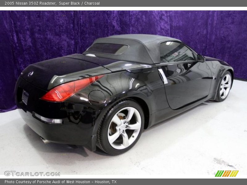 Super Black / Charcoal 2005 Nissan 350Z Roadster