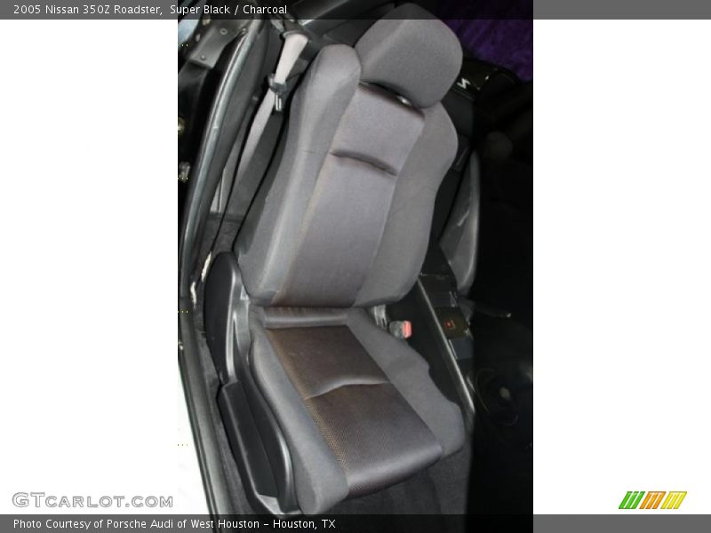 Super Black / Charcoal 2005 Nissan 350Z Roadster