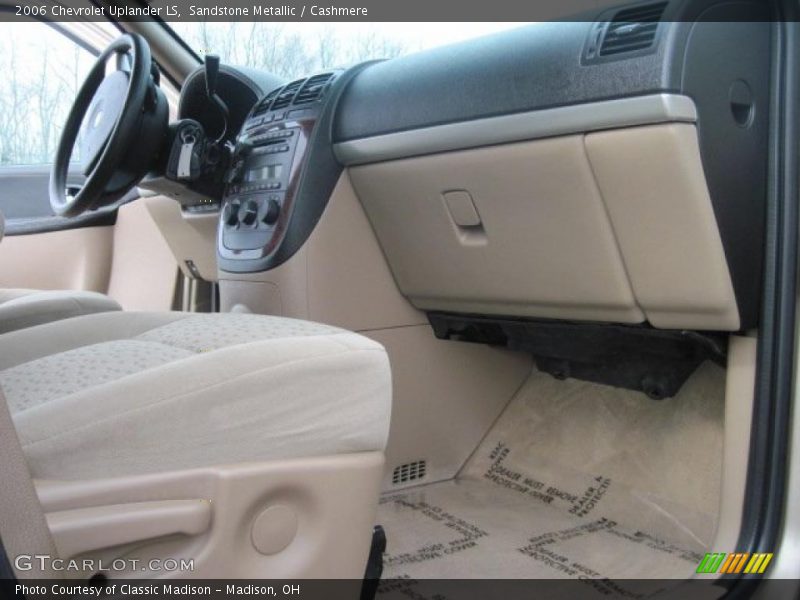 Sandstone Metallic / Cashmere 2006 Chevrolet Uplander LS