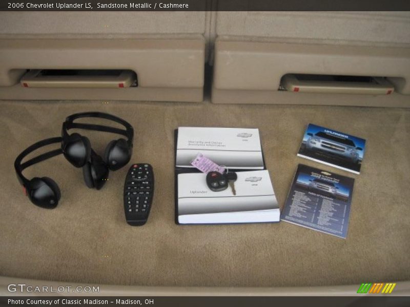 Sandstone Metallic / Cashmere 2006 Chevrolet Uplander LS