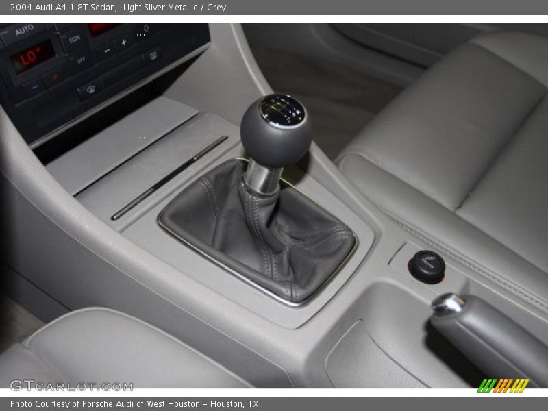 Light Silver Metallic / Grey 2004 Audi A4 1.8T Sedan