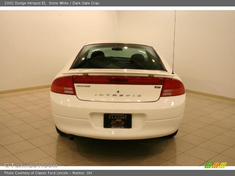 Stone White / Dark Slate Gray 2002 Dodge Intrepid ES