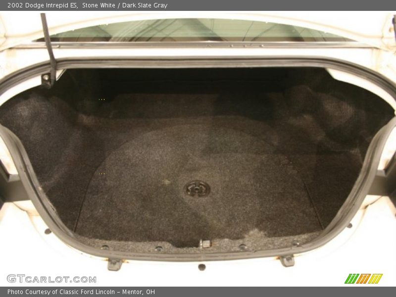 Stone White / Dark Slate Gray 2002 Dodge Intrepid ES