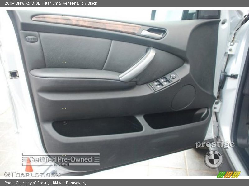 Titanium Silver Metallic / Black 2004 BMW X5 3.0i
