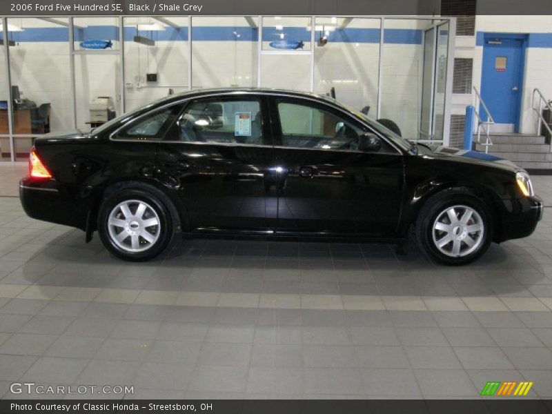 Black / Shale Grey 2006 Ford Five Hundred SE