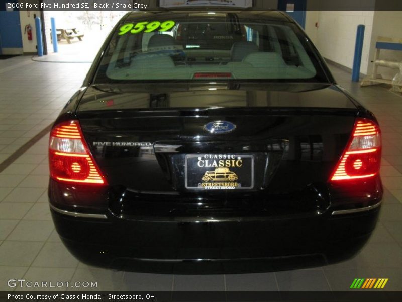 Black / Shale Grey 2006 Ford Five Hundred SE