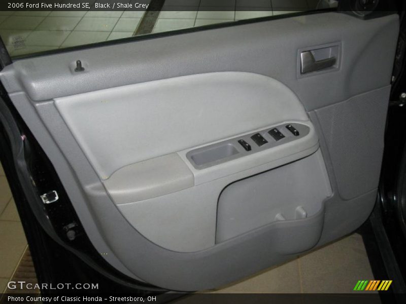 Black / Shale Grey 2006 Ford Five Hundred SE