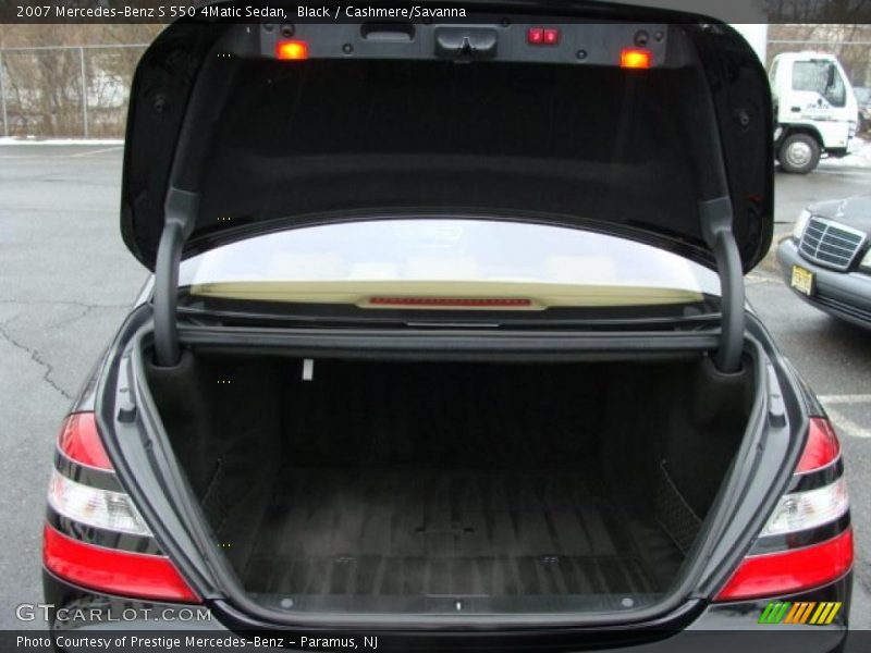 Black / Cashmere/Savanna 2007 Mercedes-Benz S 550 4Matic Sedan