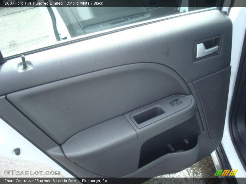 Oxford White / Black 2007 Ford Five Hundred Limited