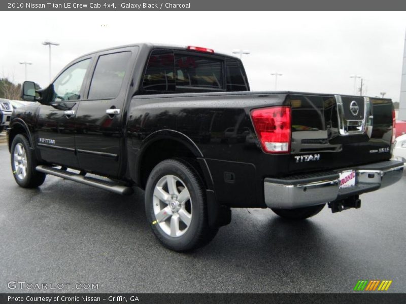 Galaxy Black / Charcoal 2010 Nissan Titan LE Crew Cab 4x4