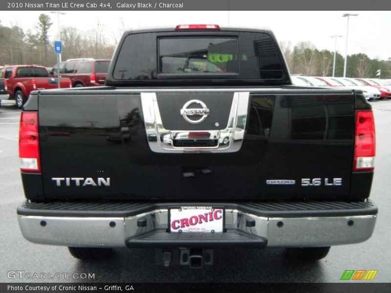 Galaxy Black / Charcoal 2010 Nissan Titan LE Crew Cab 4x4