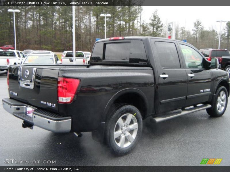 Galaxy Black / Charcoal 2010 Nissan Titan LE Crew Cab 4x4