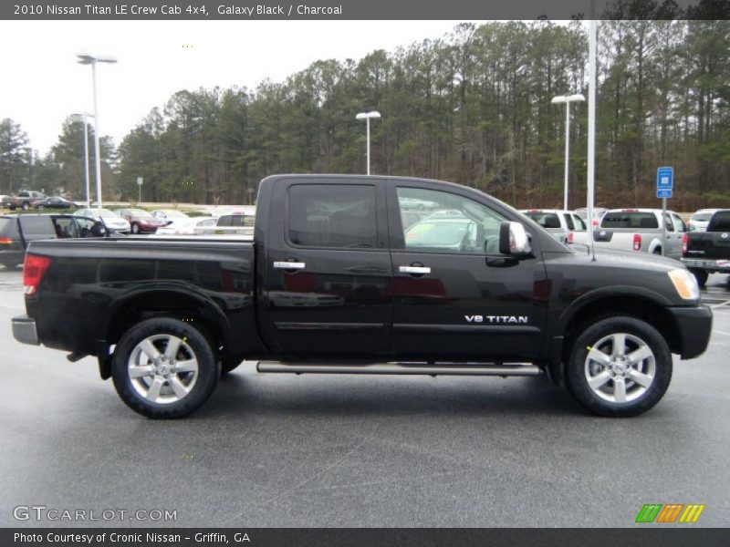 Galaxy Black / Charcoal 2010 Nissan Titan LE Crew Cab 4x4