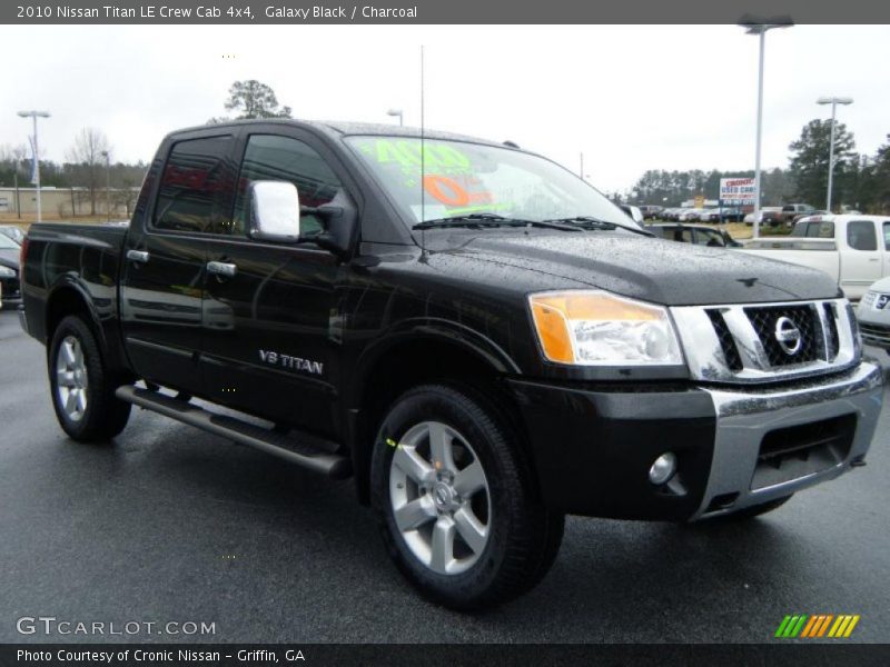 Galaxy Black / Charcoal 2010 Nissan Titan LE Crew Cab 4x4