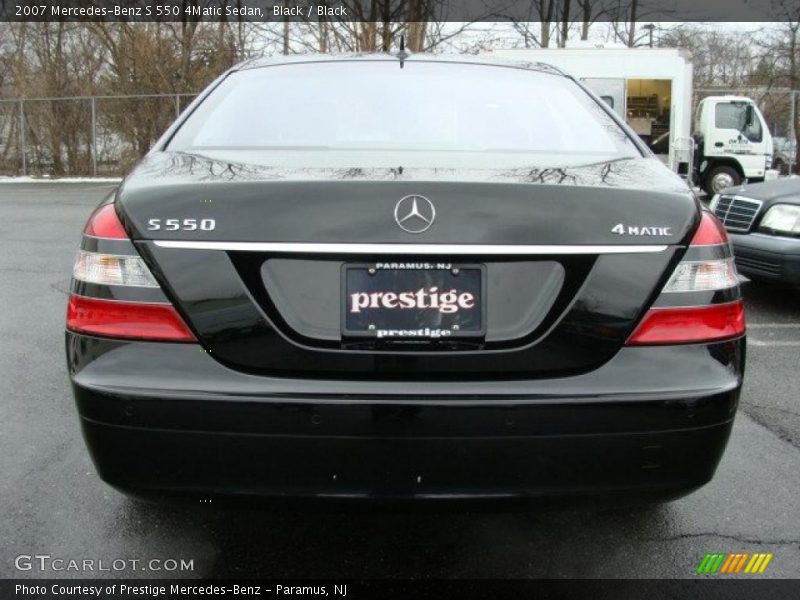 Black / Black 2007 Mercedes-Benz S 550 4Matic Sedan