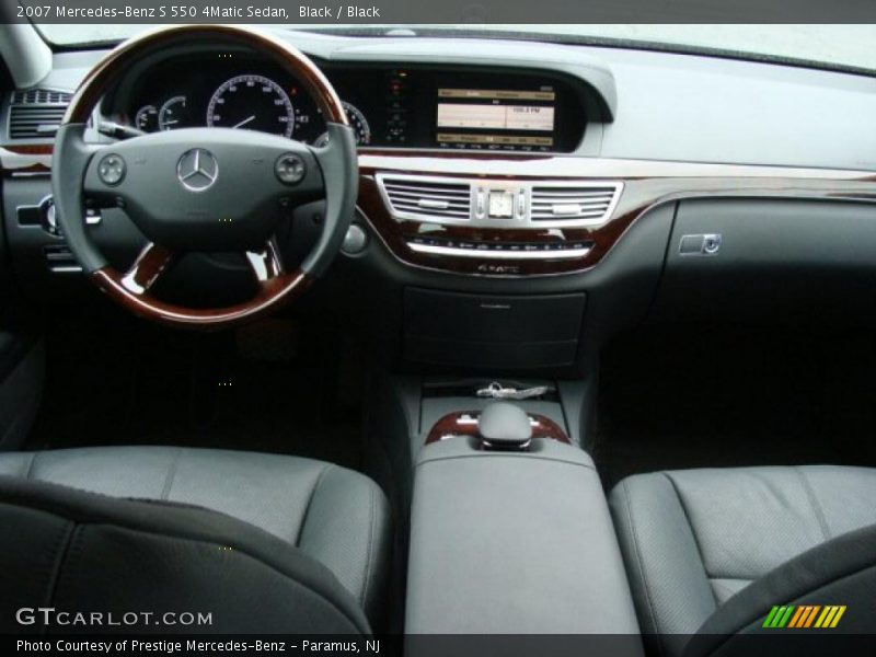 Black / Black 2007 Mercedes-Benz S 550 4Matic Sedan