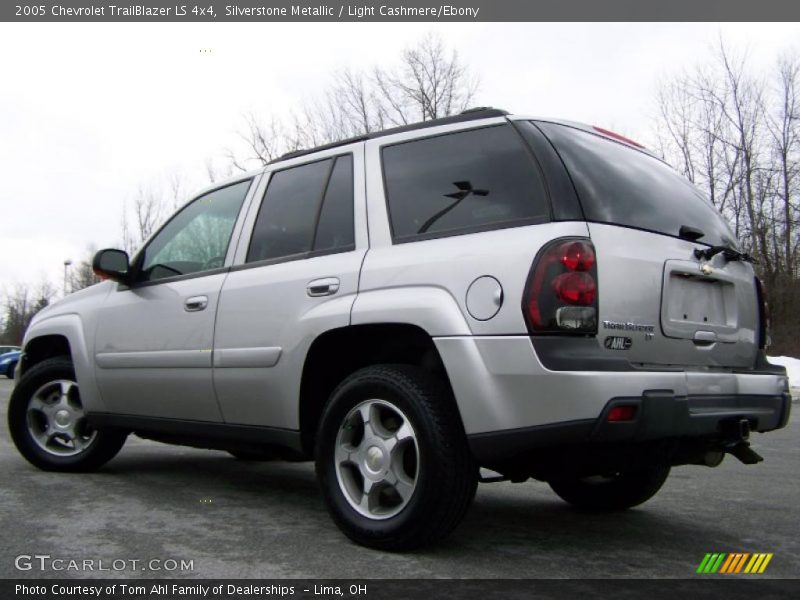 Silverstone Metallic / Light Cashmere/Ebony 2005 Chevrolet TrailBlazer LS 4x4