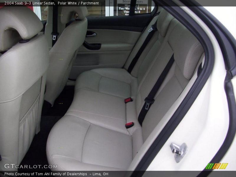 Polar White / Parchment 2004 Saab 9-3 Linear Sedan