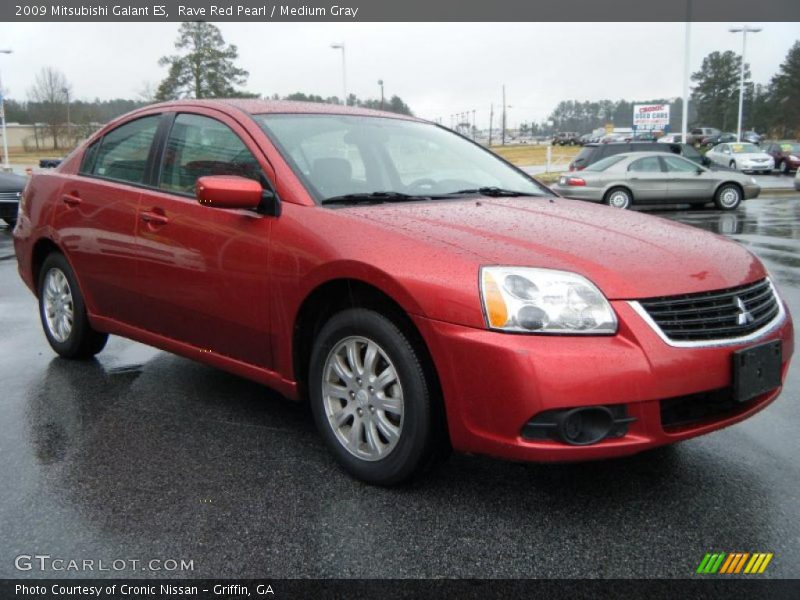 Front 3/4 View of 2009 Galant ES