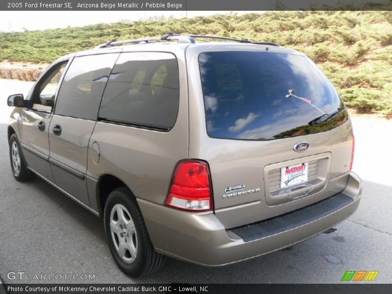 Arizona Beige Metallic / Pebble Beige 2005 Ford Freestar SE