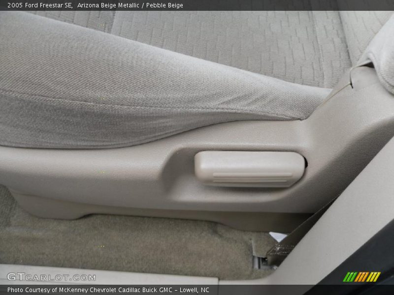 Arizona Beige Metallic / Pebble Beige 2005 Ford Freestar SE