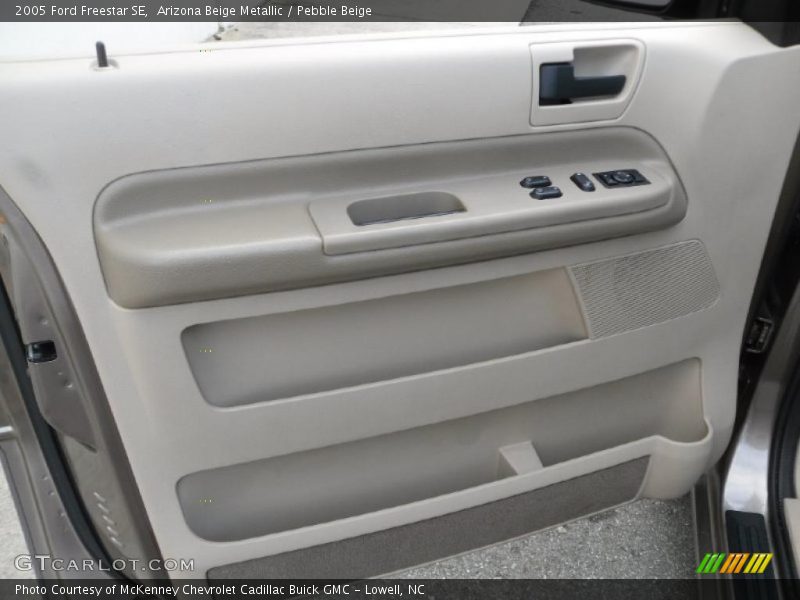 Arizona Beige Metallic / Pebble Beige 2005 Ford Freestar SE