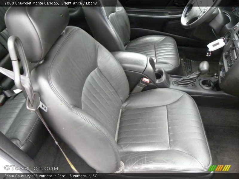Bright White / Ebony 2000 Chevrolet Monte Carlo SS