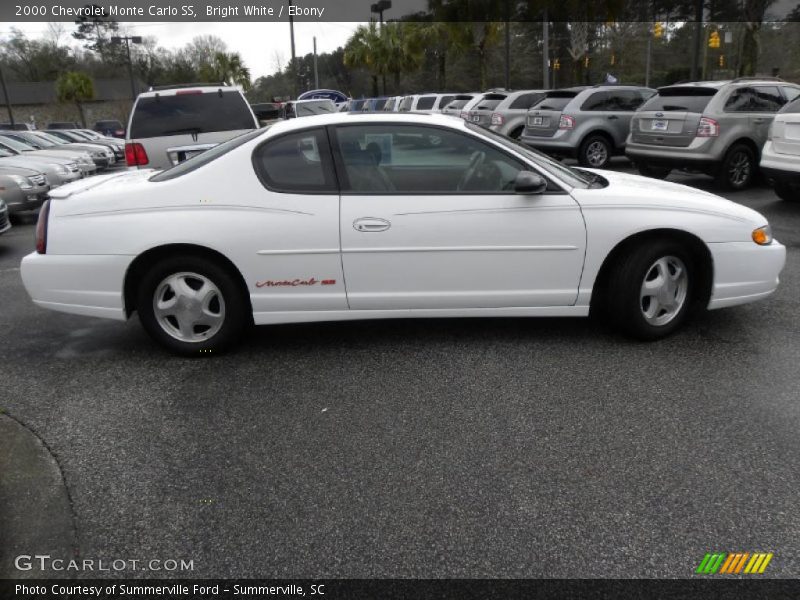 Bright White / Ebony 2000 Chevrolet Monte Carlo SS
