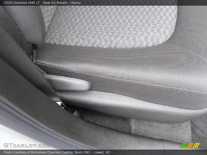 Silver Ice Metallic / Ebony 2009 Chevrolet HHR LT