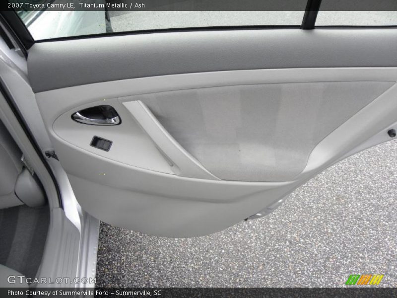 Titanium Metallic / Ash 2007 Toyota Camry LE
