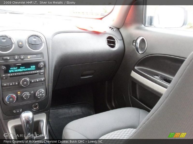 Silver Ice Metallic / Ebony 2009 Chevrolet HHR LT