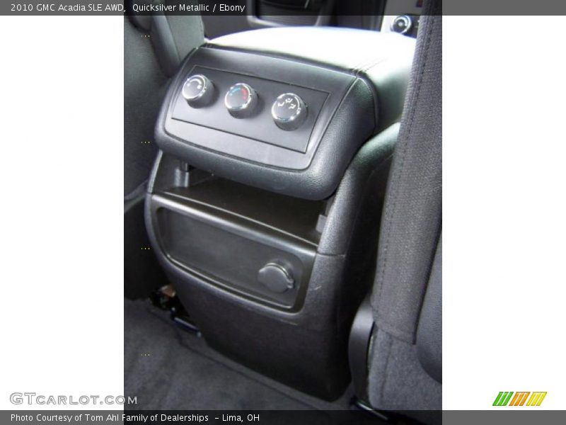 Quicksilver Metallic / Ebony 2010 GMC Acadia SLE AWD