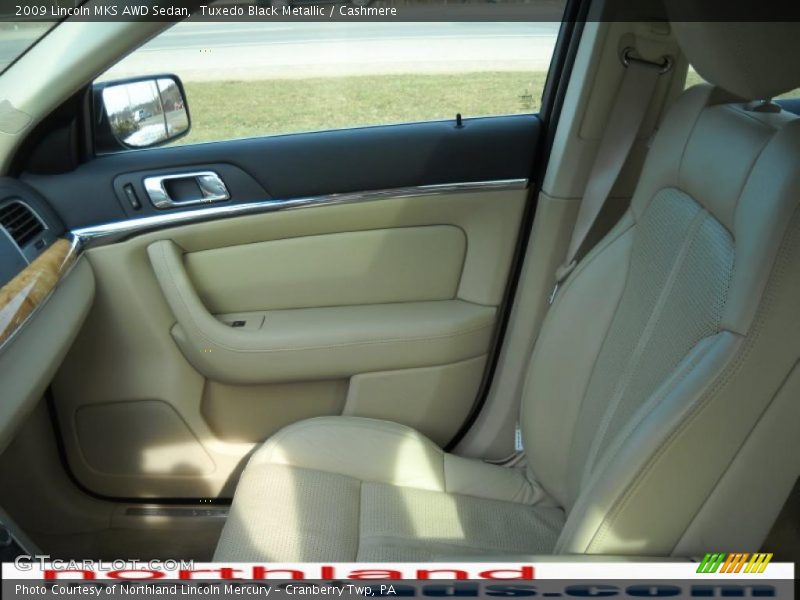 Tuxedo Black Metallic / Cashmere 2009 Lincoln MKS AWD Sedan