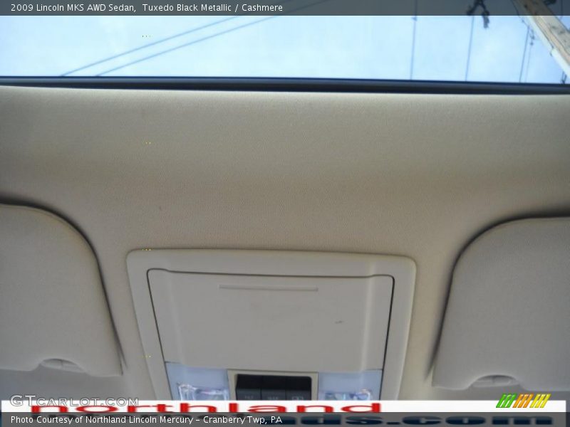 Tuxedo Black Metallic / Cashmere 2009 Lincoln MKS AWD Sedan