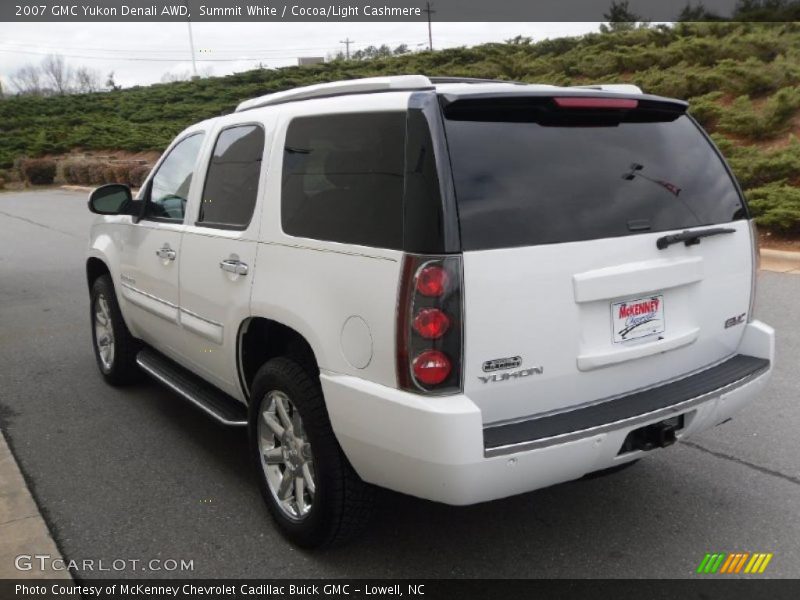 Summit White / Cocoa/Light Cashmere 2007 GMC Yukon Denali AWD