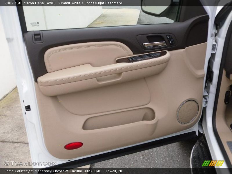 Summit White / Cocoa/Light Cashmere 2007 GMC Yukon Denali AWD