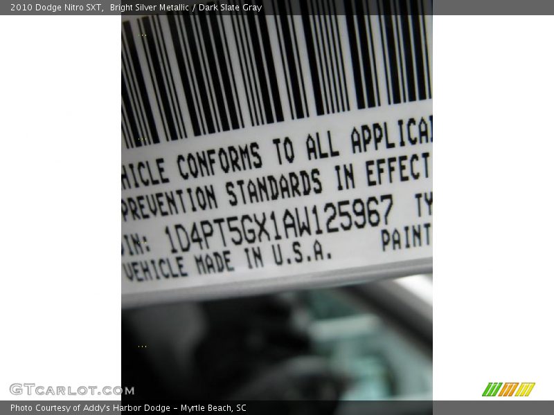 Bright Silver Metallic / Dark Slate Gray 2010 Dodge Nitro SXT